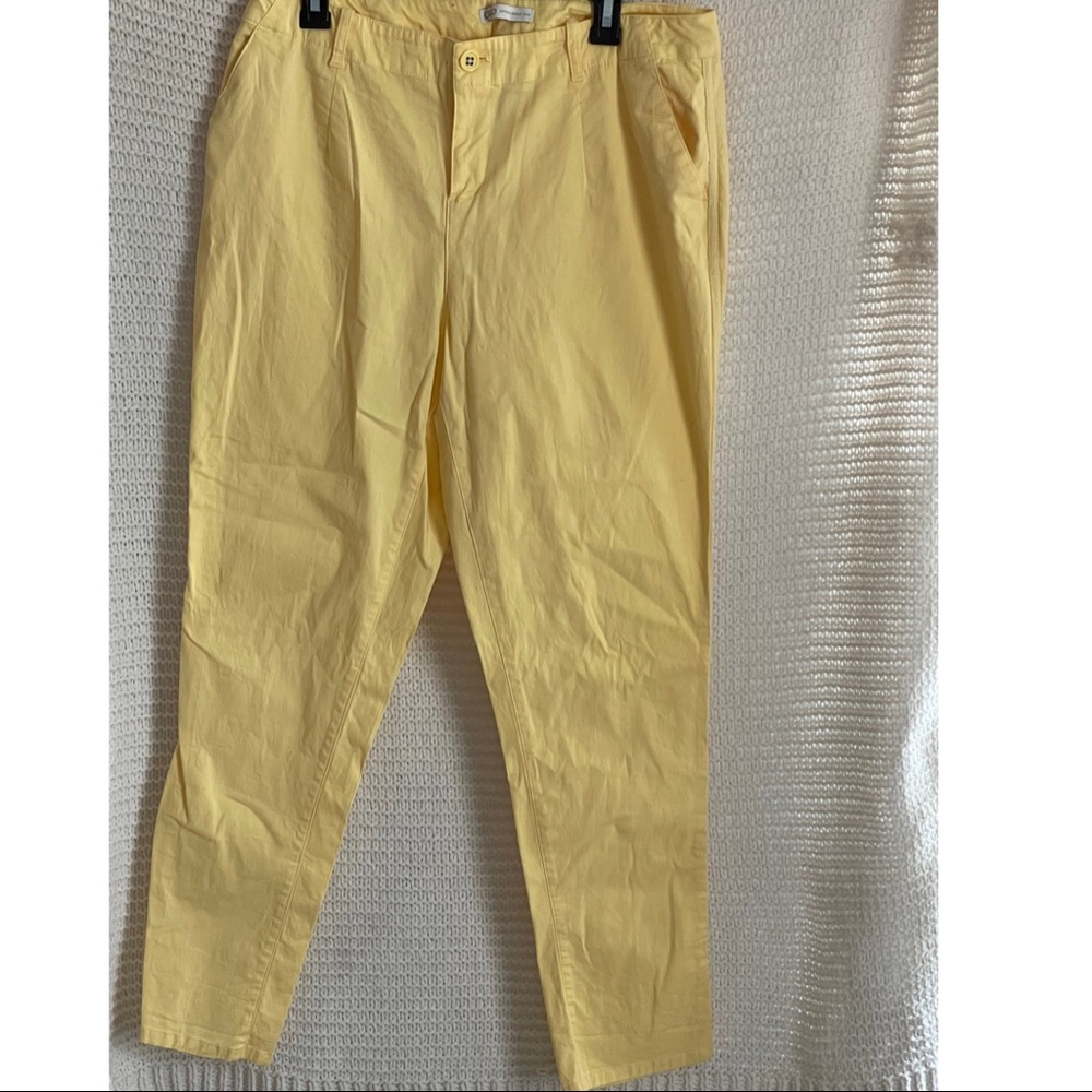 Women’s yellow trousers by Cato size 16 W NWOT